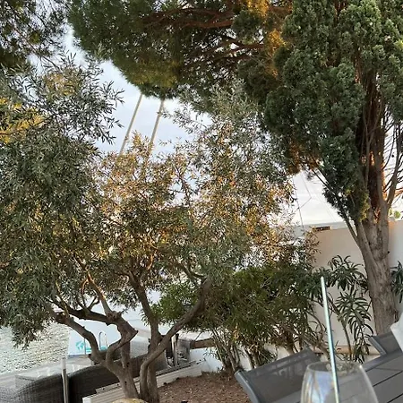 Superbe Marina A Port Camargue Otel